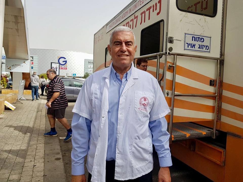 יוסי סדבון מתרים דם